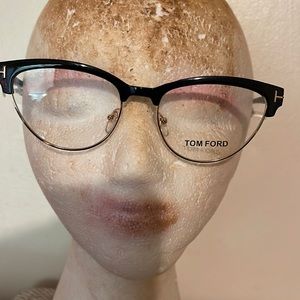 Tom Ford optical frames. For women.